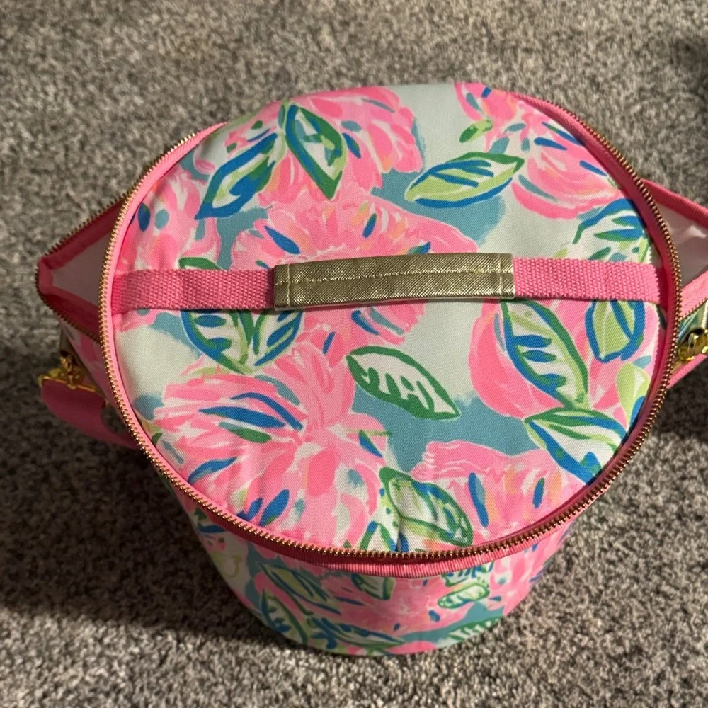 Lilly Pulitzer Pink and Green Floral Cooler Bag - Picture 2 of 6